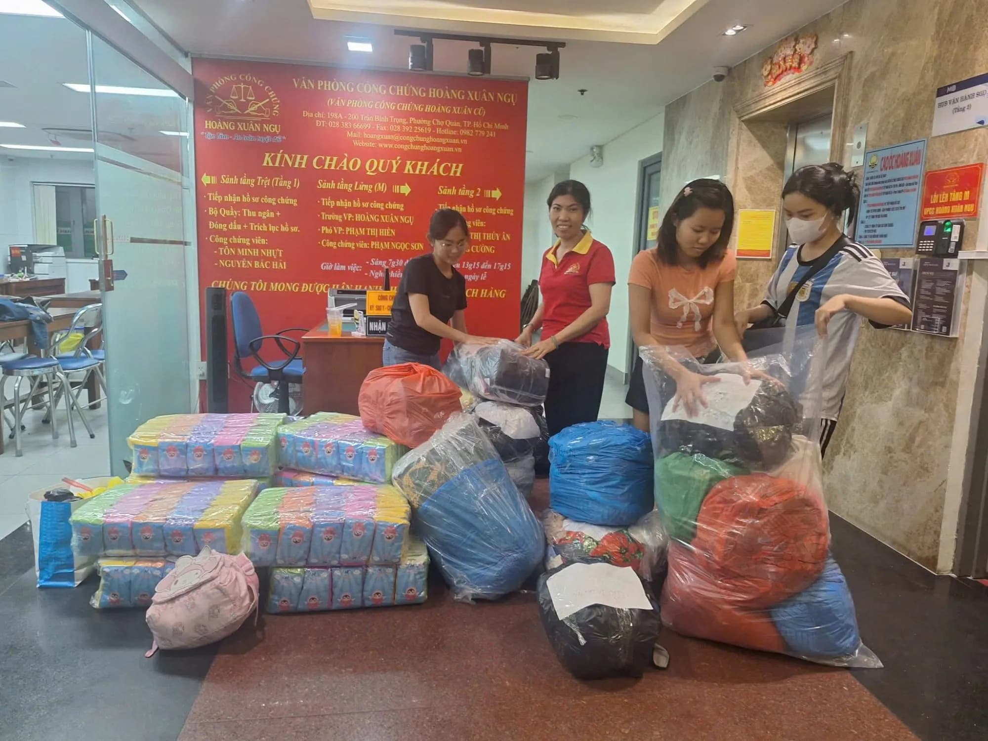 Chung tay hướng về miền Trung sau bão lũ năm 2025