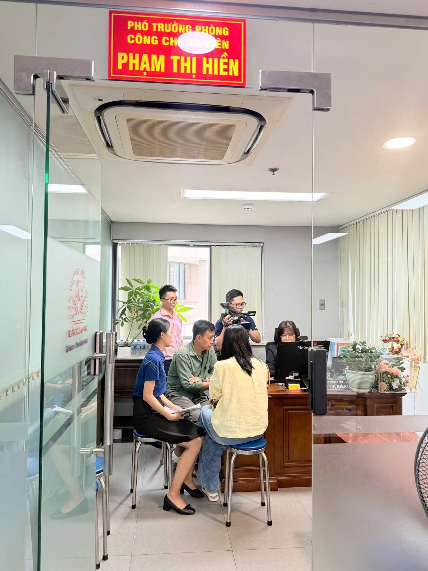 CÔNG CHỨNG ĐIỆN TỬ: VPCC Hoàng Xuân Ngụ đón HTV đến thực hiện chuyên đề Công chứng điện tử — ảnh 3