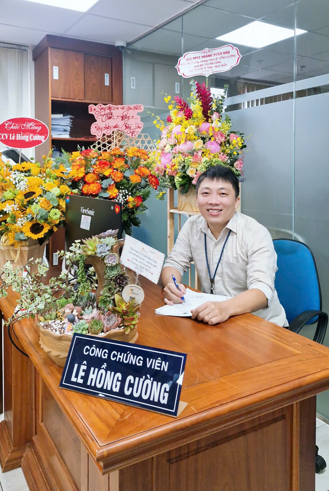 Công chứng viên Lê Hồng Cường