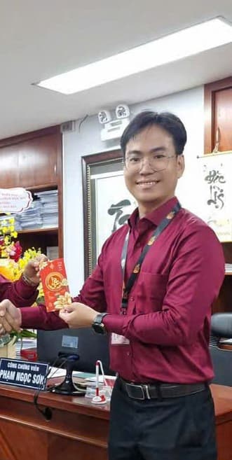 Công chứng viên Phạm Ngọc Sơn